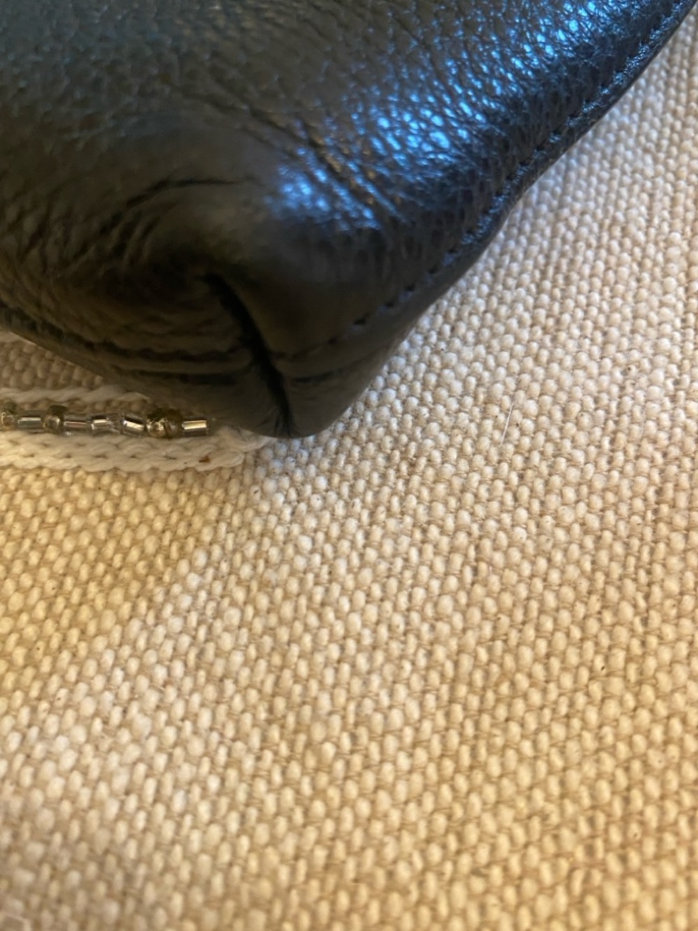 Tory Burch Black Pebbled Leather Logo Crossbody - Picture 12 of 16